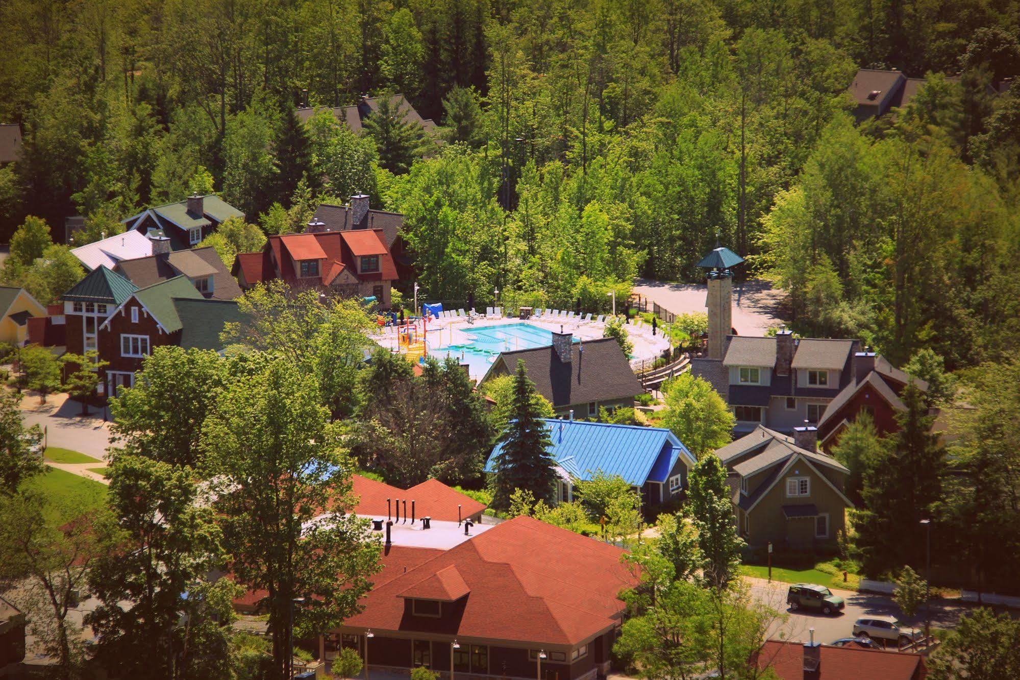 Готель Crystal Mountain Thompsonville Екстер'єр фото